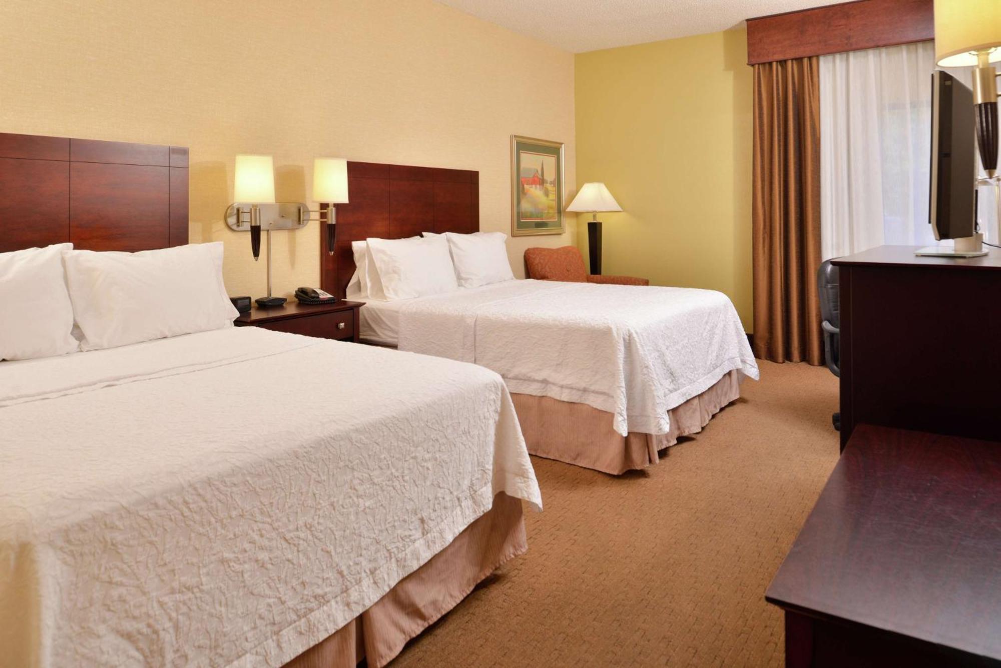 Hampton Inn Staunton Eksteriør billede
