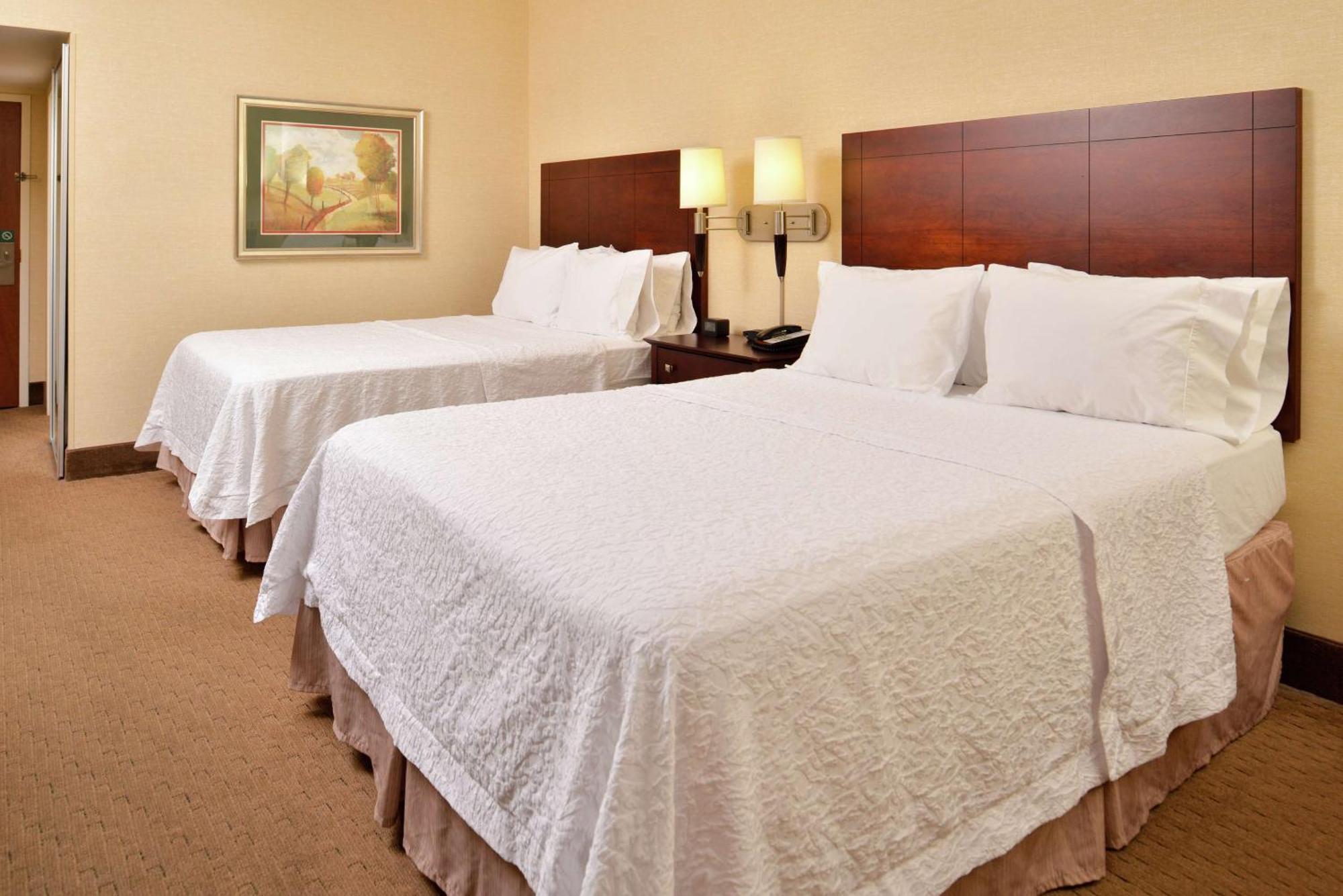 Hampton Inn Staunton Eksteriør billede